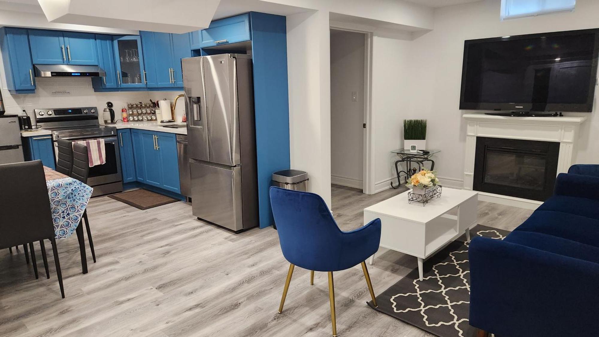 2 Bedrooms 2 Washrooms 2 Parking Spots Basement Apartment نيوماركت المظهر الخارجي الصورة